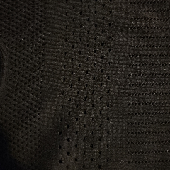 Top - Picture 2 of 3